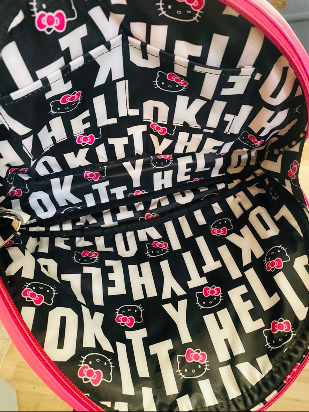 Hello Kitty Quilted Pink Tote Bag - Picture 3 of 8